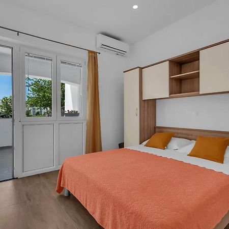Sea Breeze Studios Тучепи Экстерьер фото